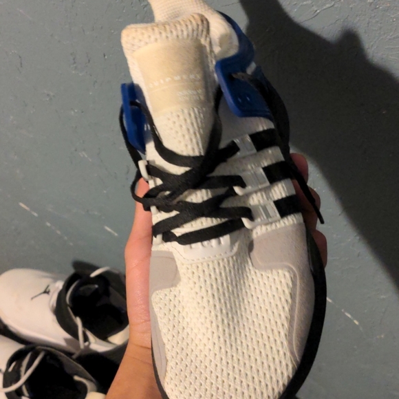 Adidas shoes - Picture 4 of 4